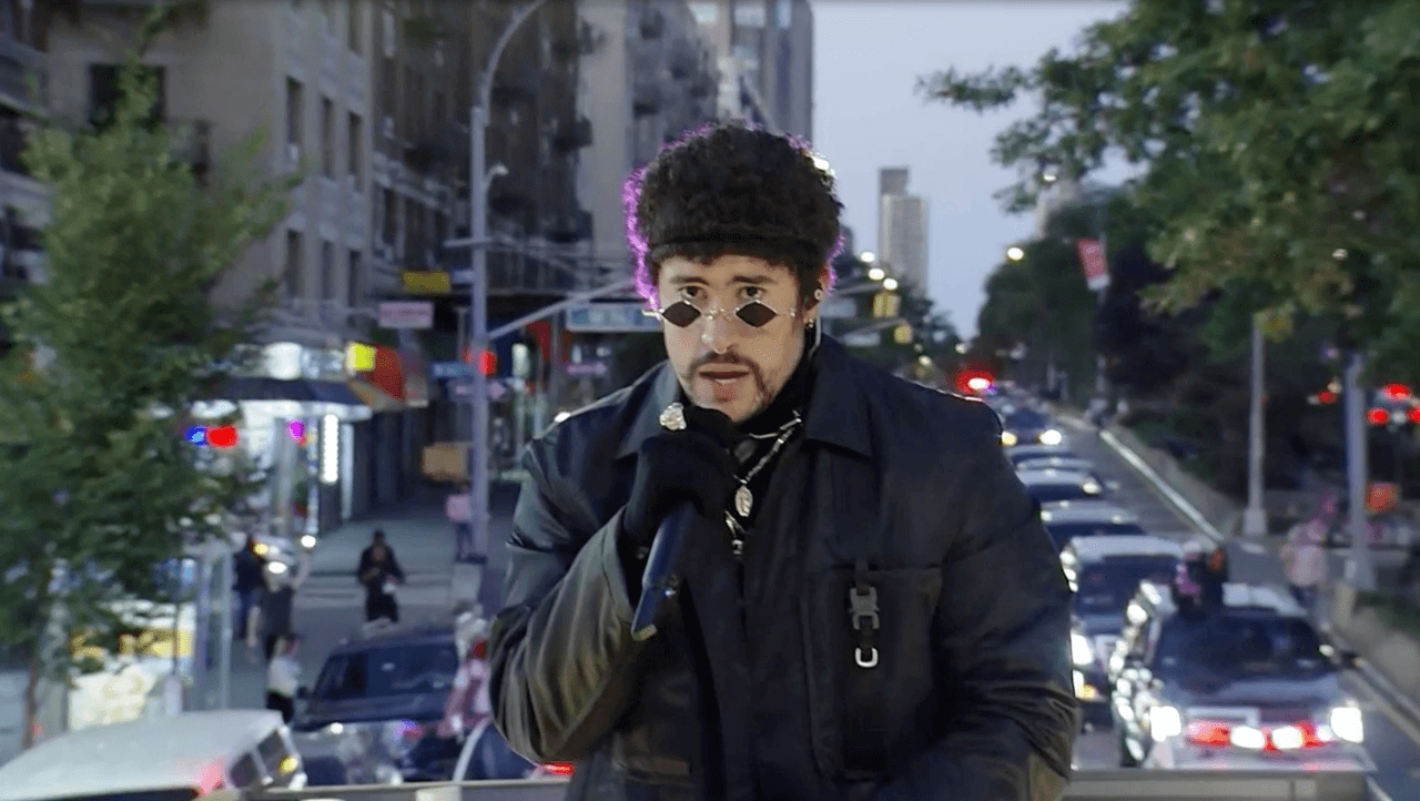 <b>Bad Bunny</b> reapareció con su música, después de permanecer durante varios meses desconectado, y lo hizo en un concierto de Uforia Live.