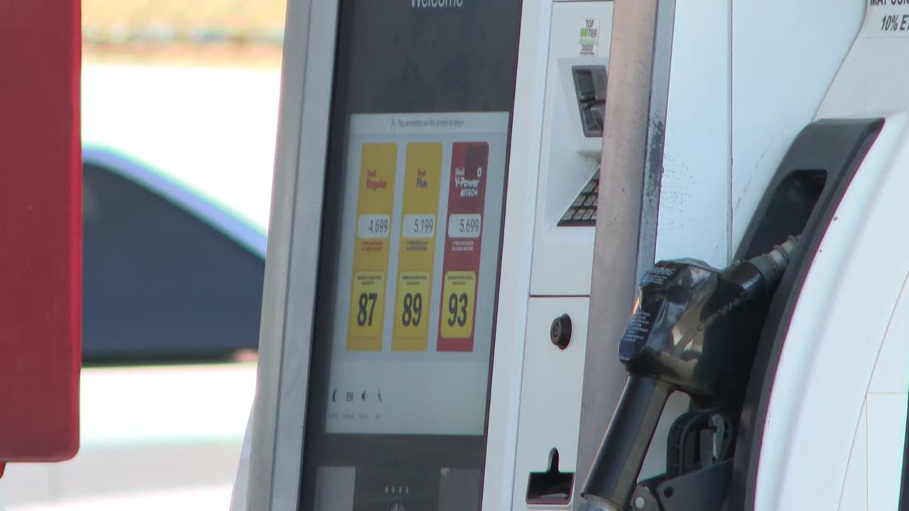 Este aumento impacta directamente en el costo de vida, ya que el diésel es utilizado para transportar mercancías en camiones, barcos y aviones, por lo que el incremento puede reflejarse en productos de consumo diario, compras por internet y alimentos.