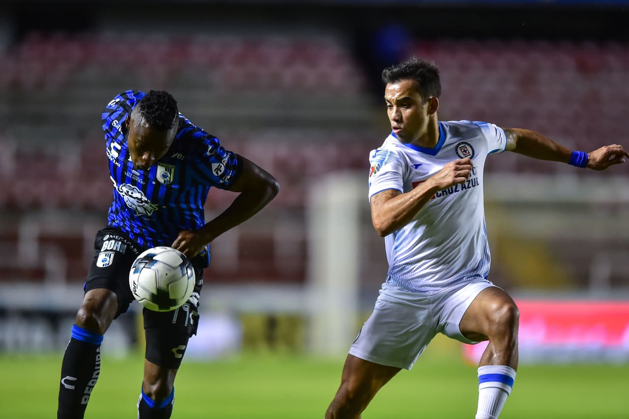 Cruz Azul se impuso 0-1 a Querétaro en La Corregidora con gol de Pablo Aguilar en la Jornada 15.