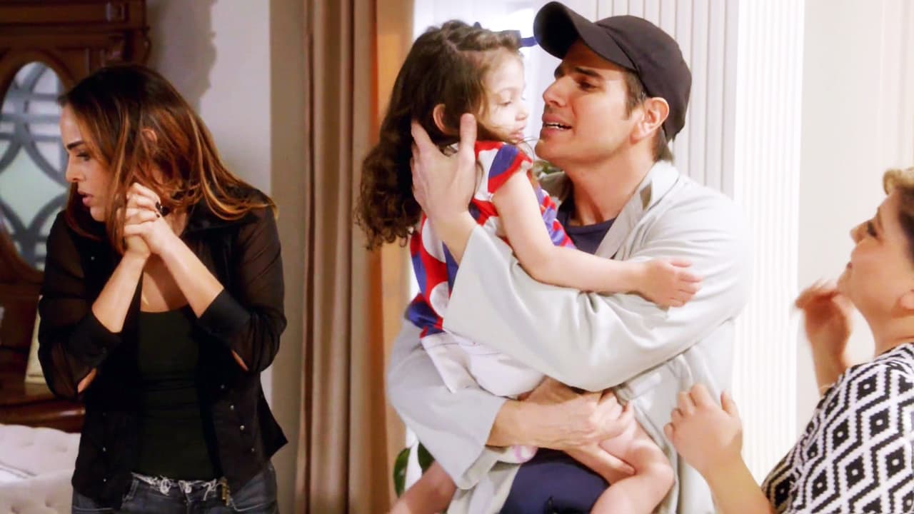 Finalmente Pablo respiró aliviado, Bernarda estaba nuevamente entre sus brazos.