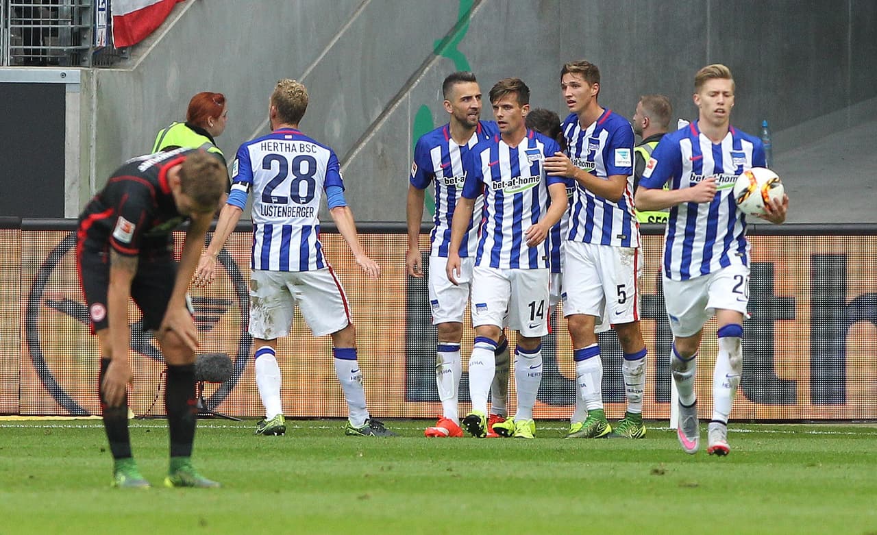 Hertha de Berlín goleó al Hamburgo y desplazó al Wolfsburgo