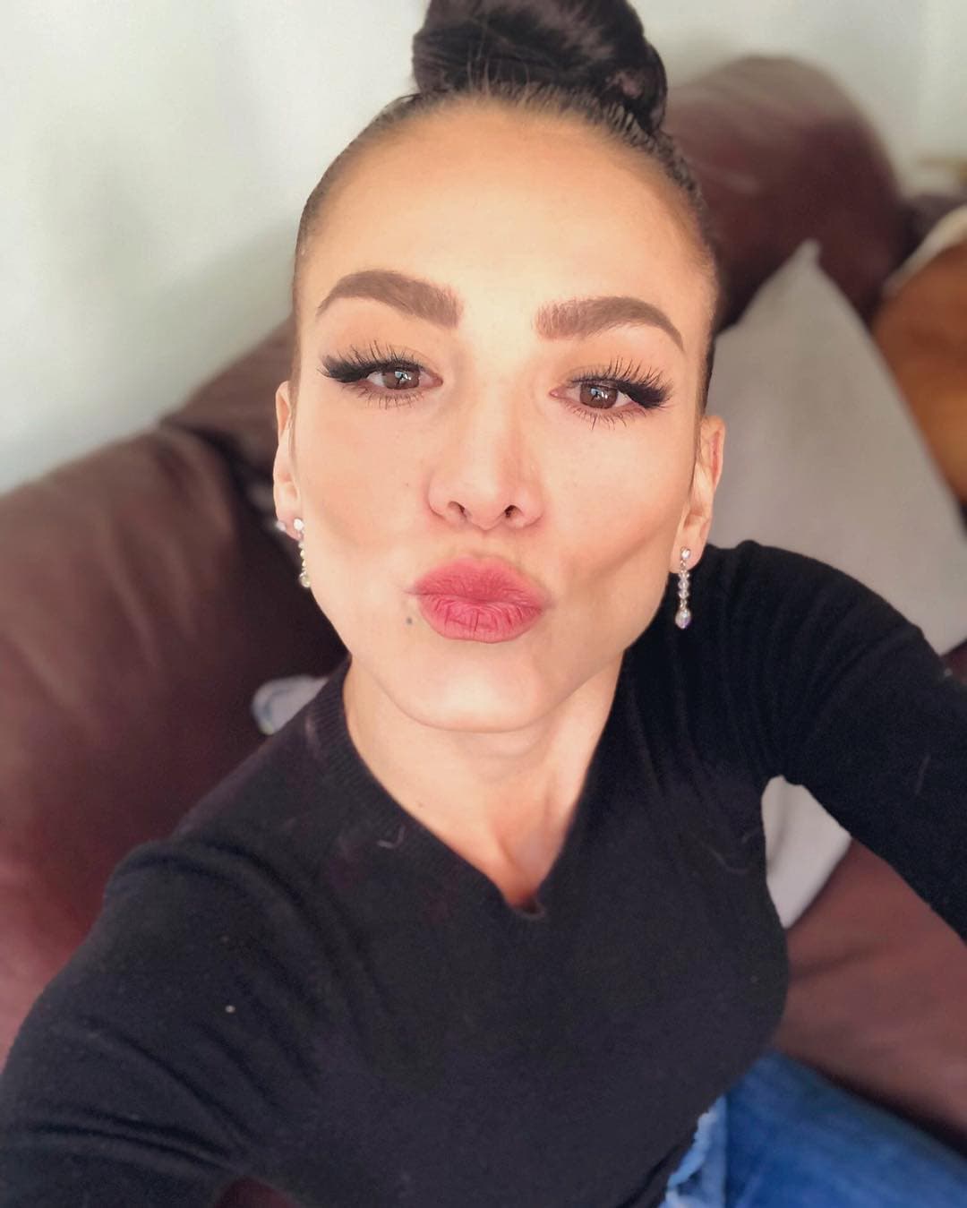 "Ahorita está internado, creo que está como esperando saber qué es lo que va a pasar, o sea, cuántos años le va a tocar", relató.