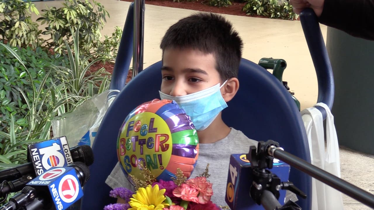 De pronto el niño empezó a sangrar y la familia pensó que le había picado algo.