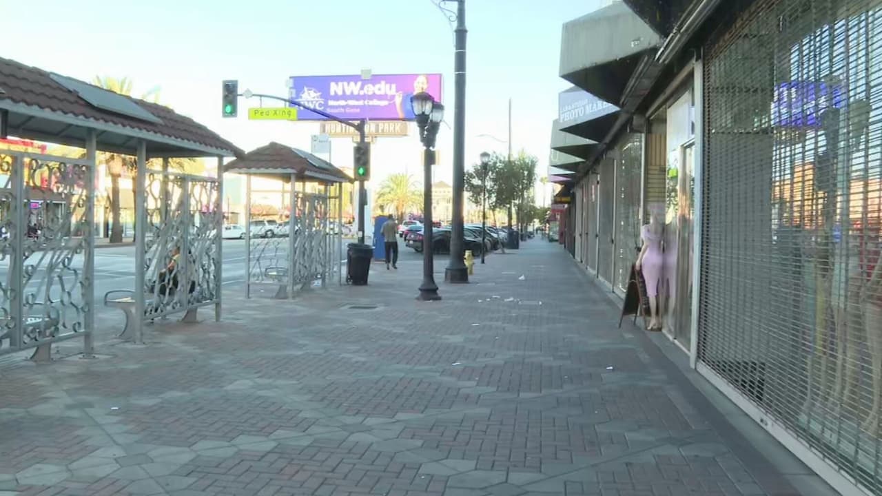 Impacto económico entre hispanos a un año de los operativos migratorios en Los Ángeles