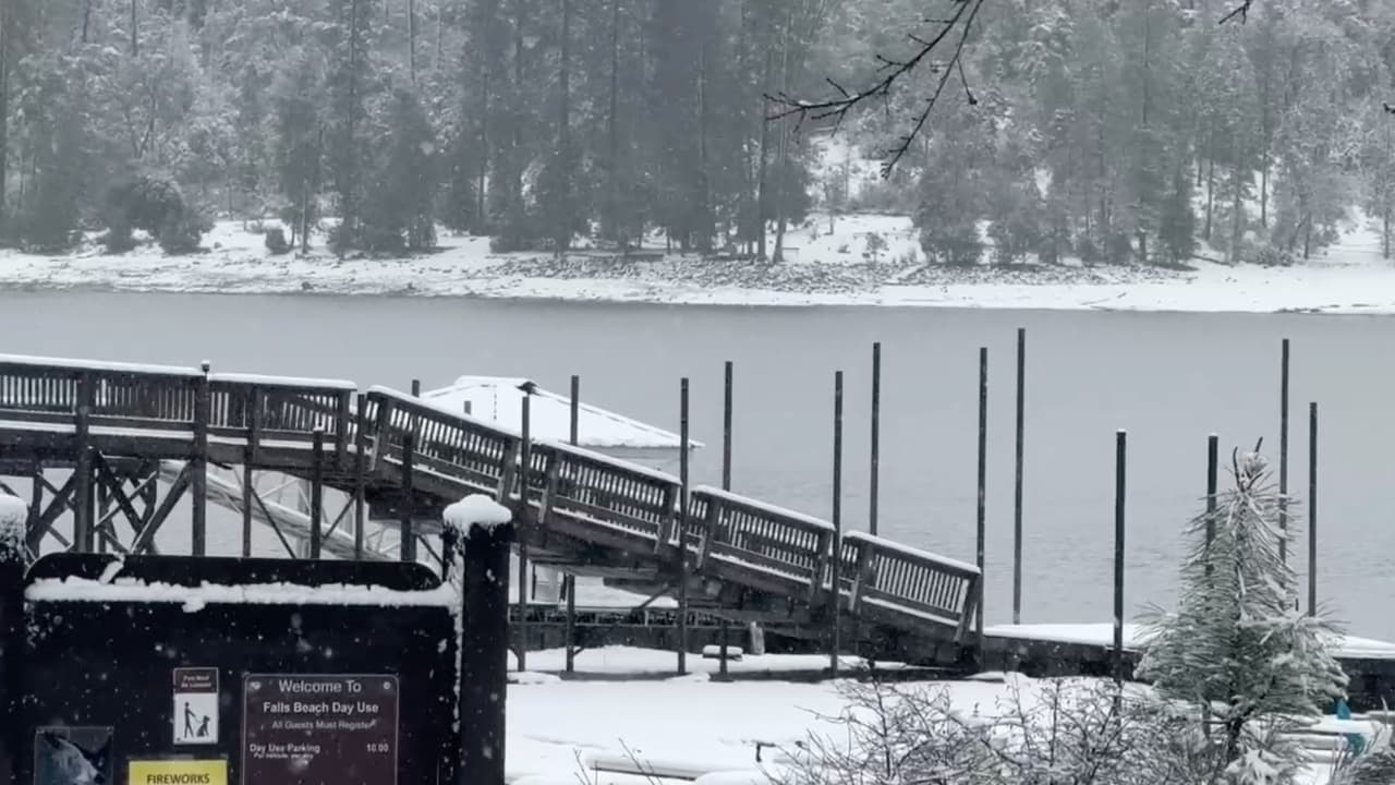 Para este fin de semana, se esperan grandes postales cubiertas de nieve. Por lo que, dueños de negocios, también esperan grandes ventas.