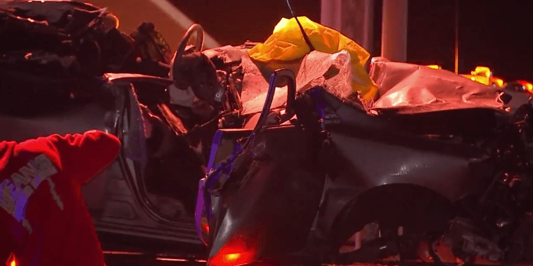 El vehículo quedó irreconocible