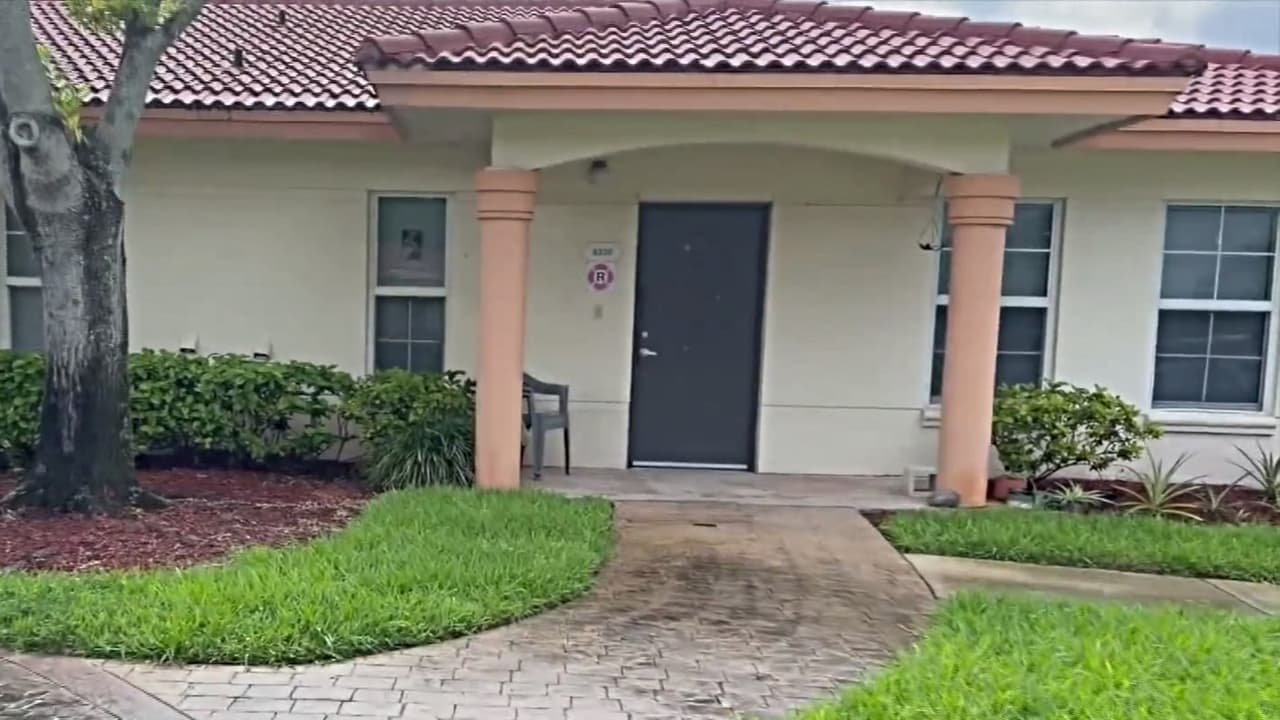 Hallan 2 personas muertas en residencia de Pembroke Pines