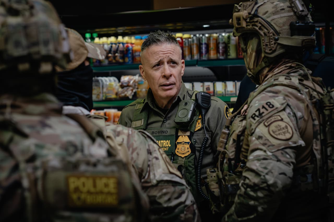 Quién es Gregory Bovino: el comandante "estrella" de la gira nacional de redadas