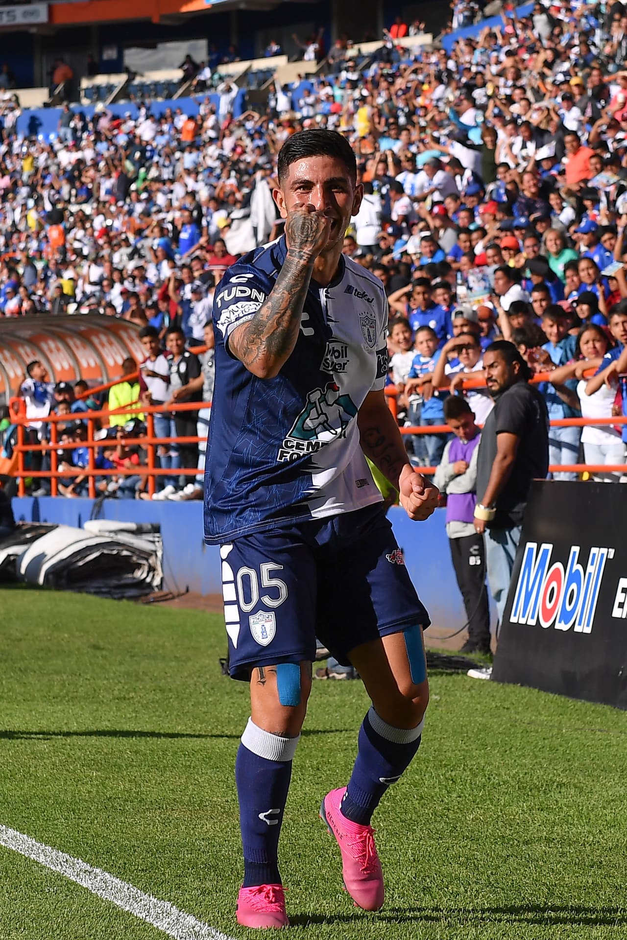 Mientras tanto, Pachuca ganó su tercer partido en el presente torneo y eso los coloca, momentáneamente, en el cuarto lugar de la tabla general tras alcanzar 18 puntos.