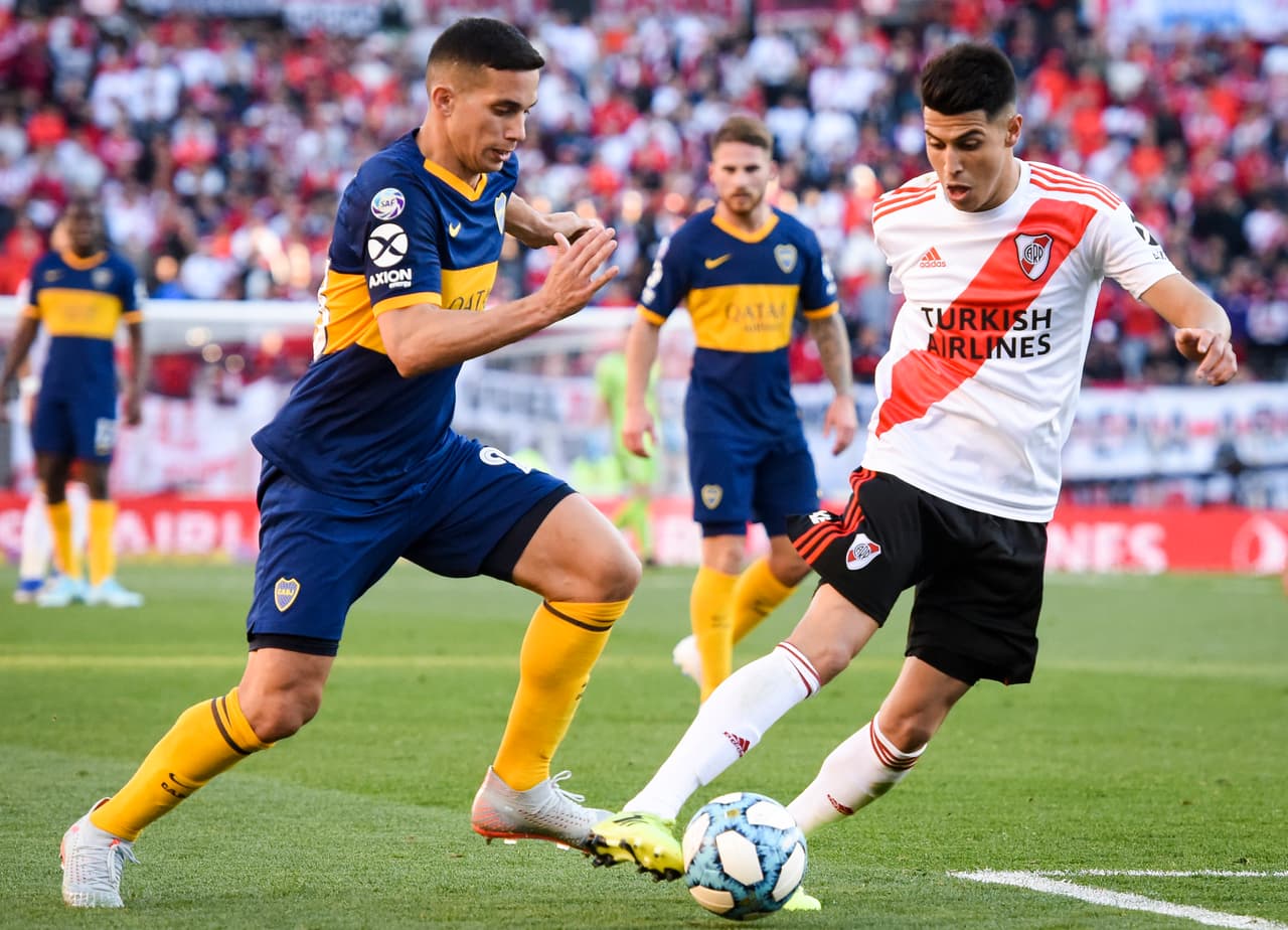 Partido intenso pero con escasas oportunidades de gol genera que Boca mantenga el invicto en la Superliga de Argentina y River hila dos juegos sin triunfo. Chocarán en Semifinal de la Copa Libertadores.