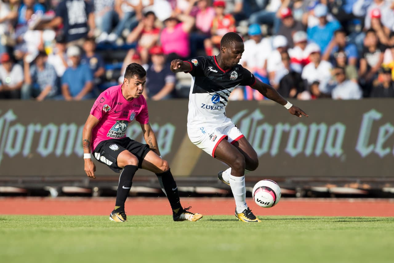 Aunque no pertenece a Lobos BUAP, (sino a Tigres), su jugador mejor cotizado es el peruano Luis Advíncula (un millón y medio de euros).
