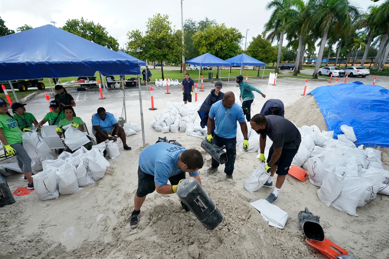 La tormenta tropical Fred toca tierra en el norte de Florida
