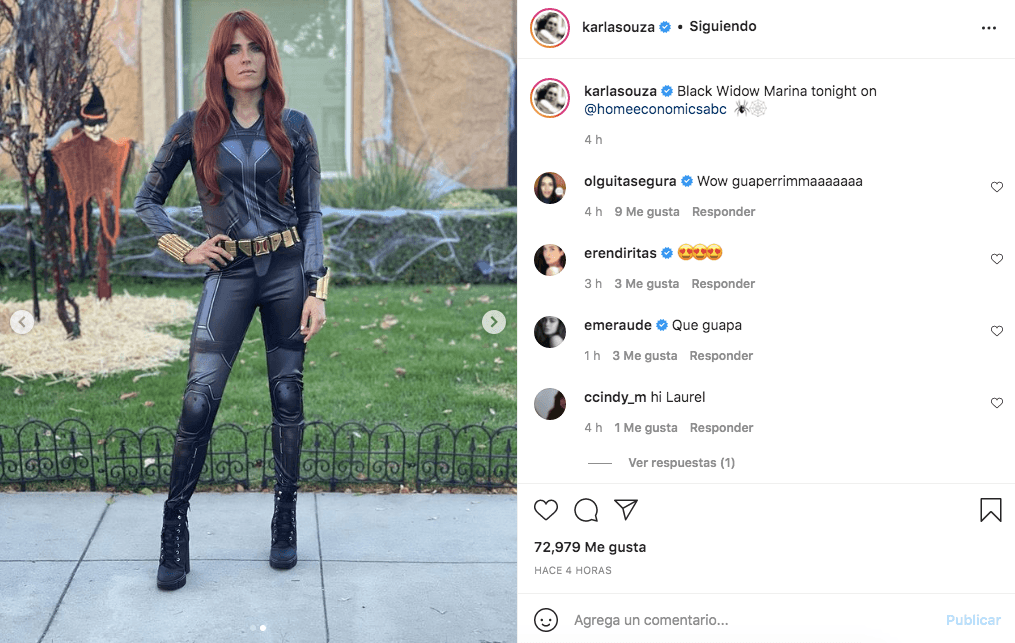 Karla Souza lució este disfraz gracias a su trabajo en 'Home Economics', serie que la hizo
<a href="https://www.univision.com/famosos/karla-souza-nos-cuenta-por-que-deja-el-drama-para-hacer-comedia-en-su-nuevo-show-home-economics-video">alejarse de las producciones de drama</a> y apostar por el género de comedia.
