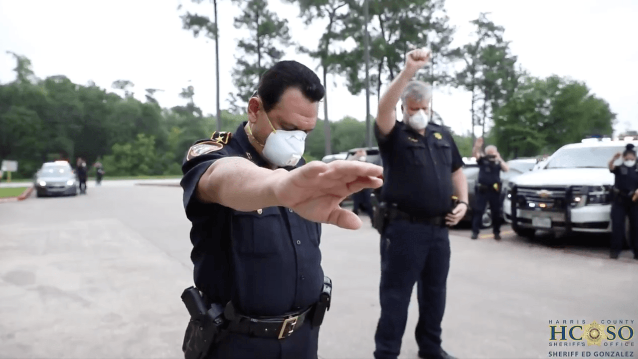El sheriff Ed González indicó que la cantidad de contagios en la oficina ha aumentado.