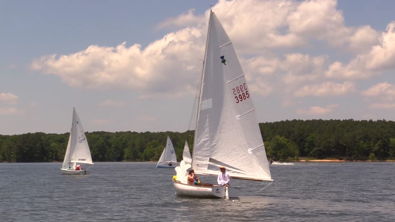 Conoce más sobre Kerr Lake State Recreation Area,
<b><a href="https://www.ncparks.gov/state-parks/kerr-lake-state-recreation-area">aquí</a></b>.