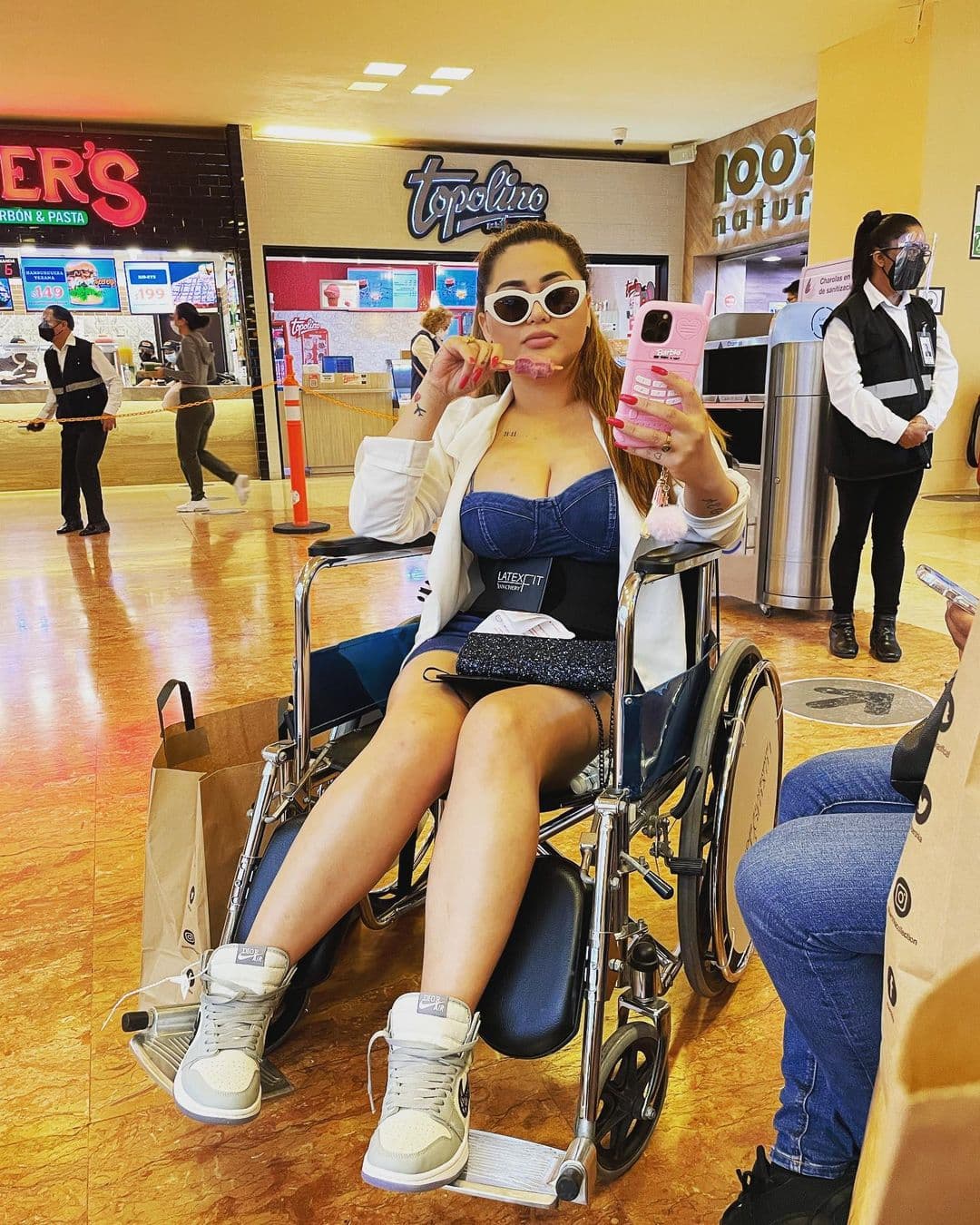 Hace varios días, Gomita hizo una delicada denuncia en contra de su padre.