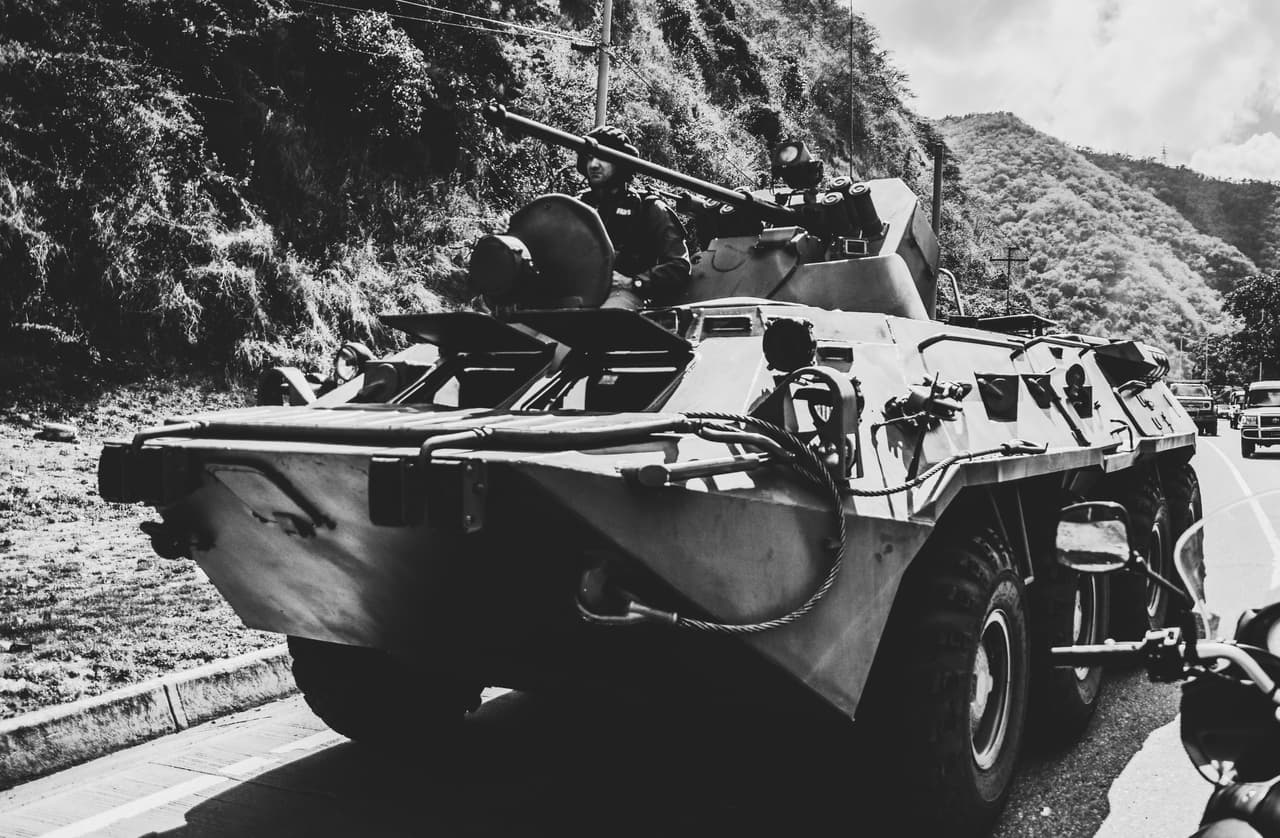 Se dirigían a El Junquito, un sector montañoso en las afueras de Caracas, donde Óscar Pérez y seis rebeldes se habían atrincherado desde la madrugada.