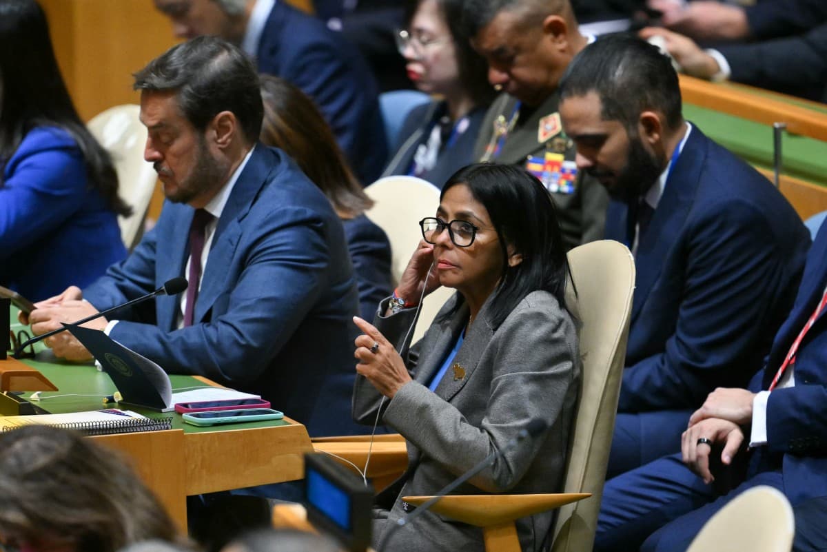Donald Trump se reúne por primera vez con la presidenta encargada de Venezuela, Delcy Rodríguez