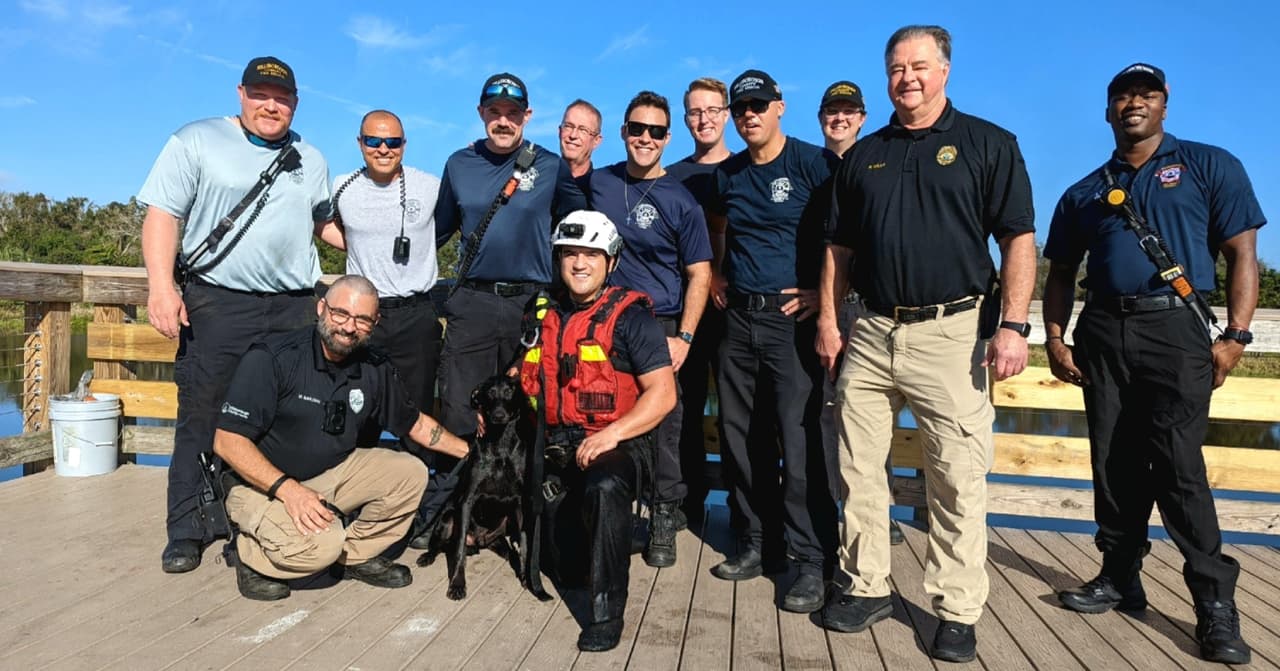 Las autoridades resaltan la importancia de colocarque microchips a tus mascotas, ya que en caso de que escapen o se los roben y puedan ser localizados, se puedan reunir nuevamente con sus familias. Los collares pueden ser extraviados y no se garantiza que las personas llamen.