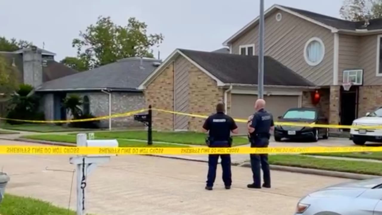 Niña llama al 911 para decir que mataron a su madre y a su abuela al noroeste de Houston