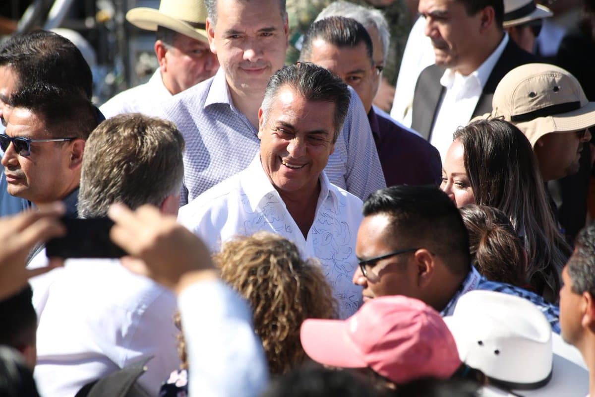 Gobernadores de diversos estados del país se dieron cita en Tijuana. Esta foto la tuiteó el gobernador del estado fronterizo de Nuevo León, Jaime Rodríguez Calderón.