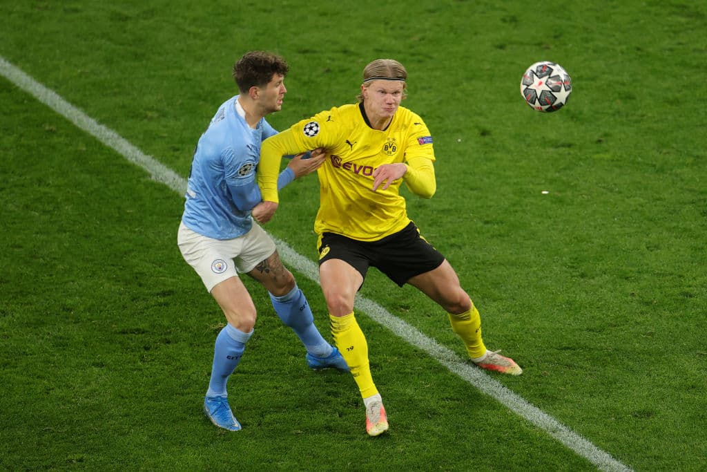 Borussia Dortmund cae ante el Manchester City como local, durante el partido de vuelta de los Cuartos de Final de la UEFA Champions League. El tanto de los locales fue por parte de Jude Bellingham, pero Riyad Mahrez y Phil Foden le dieron la victoria a los Cityzens. Los de Pep Guardiola enfrentarán al Paris Saint-Germain en la Semifinal de la justa europea.