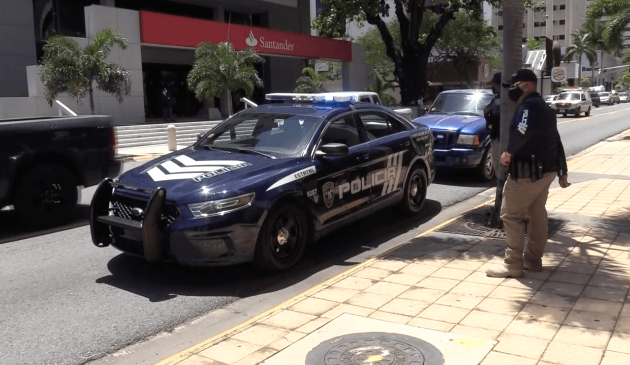 8. Garantizar el acceso a pruebas, servicios de salud, cuidados, alimento y ayudas económicas a poblaciones excluidas con una perspectiva transversal e interseccional: personas pobres, negras, migrantes, LGBTTIQ, con diversidad funcional, sin hogar, confinadas, a la niñez entre otras poblaciones vulnerables."