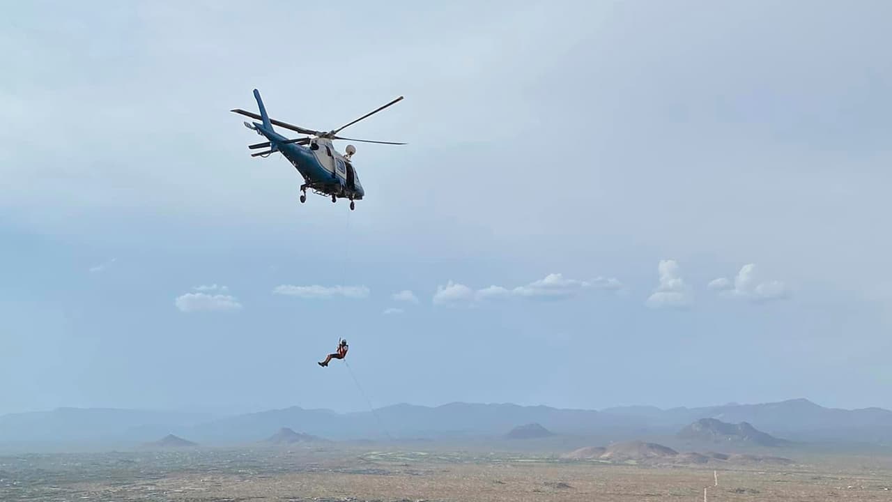 Rescatan a mujer que cayó desde 40 pies de alto en el sendero Tom's Thumb