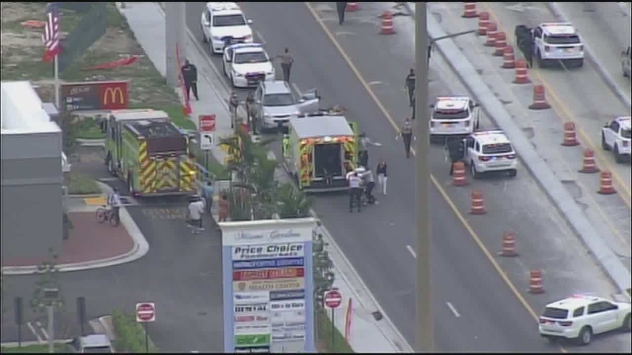 Niño de 3 años muere después de caer de un carro en movimiento en Miami Gardens