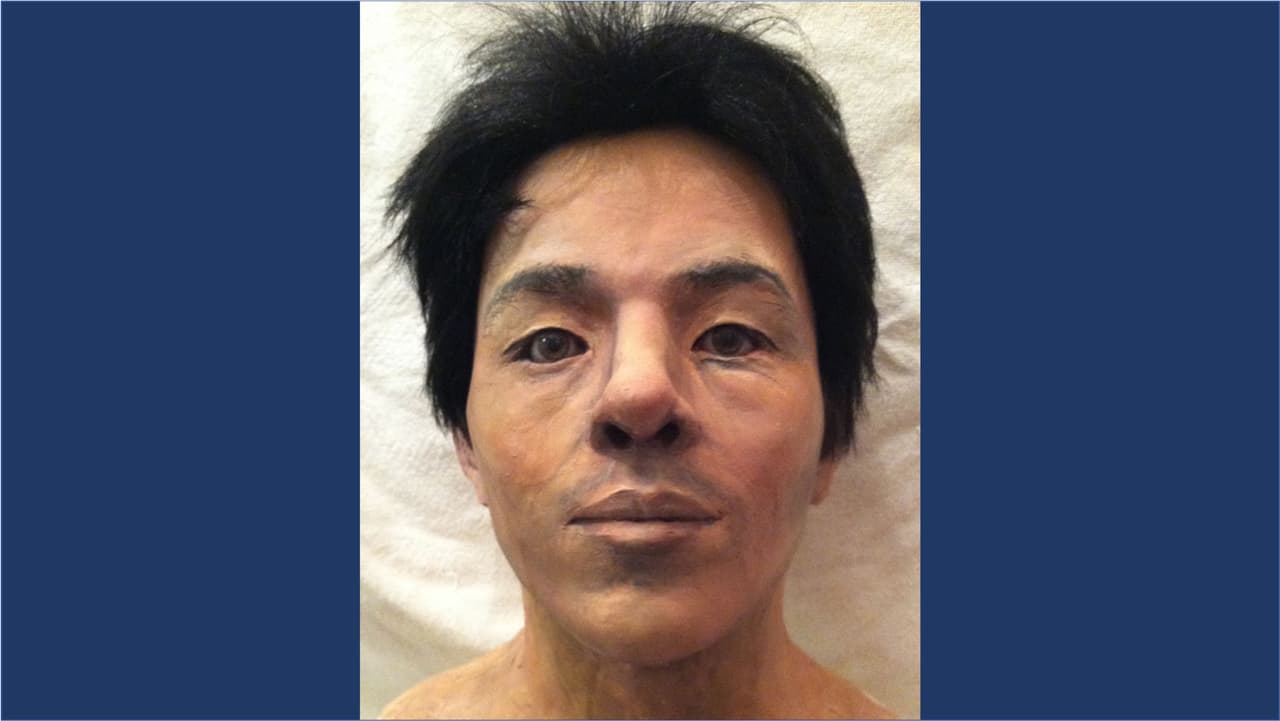 Fue encontrado el domingo 3 de julio de 2011. Fue encontrado en un área boscosa justo al norte de Emerson cerca de Pagamine Road en el condado de Bartow, GA.
<br>
<br>Se cree que la persona tiene entre 18 y 35 años. En la escena se encontraron un par de calzoncillos boxer y un solo calcetín blanco.
<br>
<br>Se solicita a cualquier persona que tenga información sobre la identidad de estos restos que se comunique con el sargento. Jonathan Rogers de la Oficina del Sheriff del Condado de Bartow al 770 382 5050, extensión 6032.