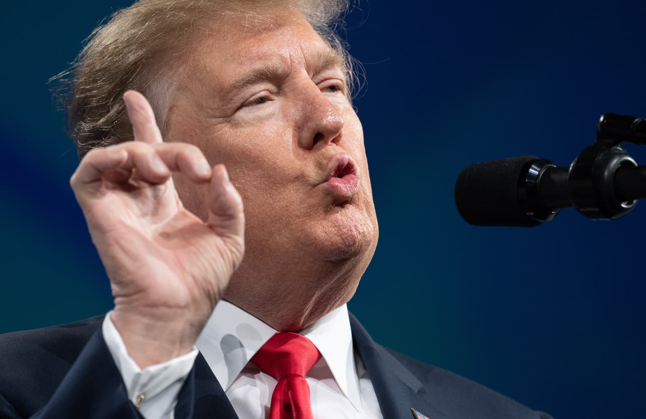 Trump ya superó la línea de las 10,000 falsedades desde que es presidente, según un conteo