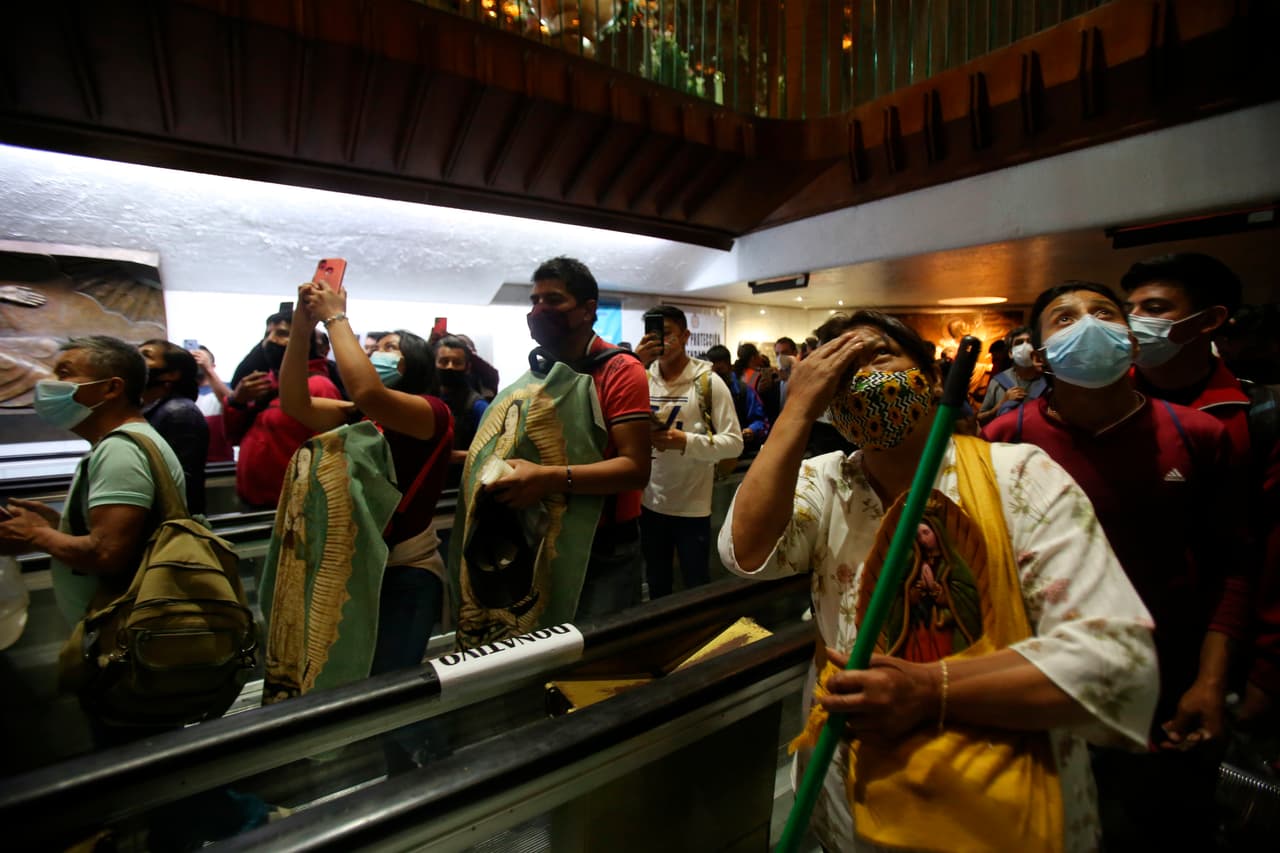 Las autoridades eclesiásticas pidieron a los visitantes que respeten dichas normas y los animaron a seguir a través de redes sociales las tres misas que se realizarán en la basílica, ya que no estará permitido presenciarlas.