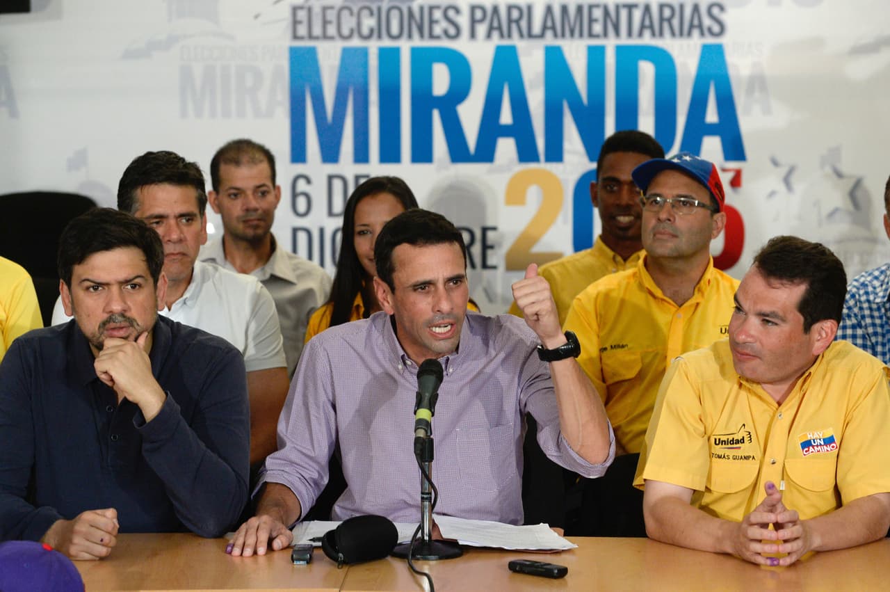 Para Capriles, la prioridad es atender la crisis económica y liberar a los presos políticos.