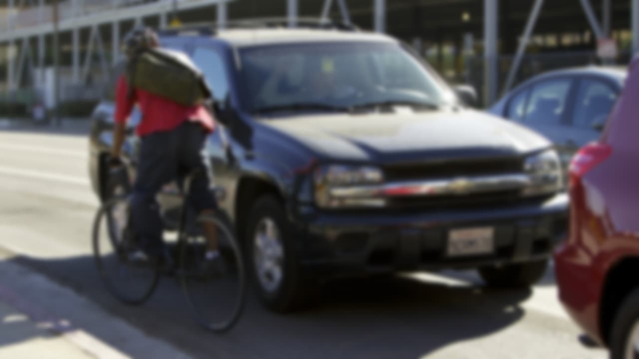 Anciano muere atropellado en su bicicleta y el conductor se da a la fuga