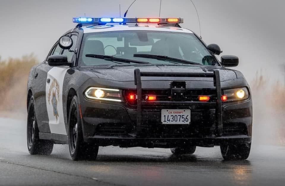 <h2 class="cms-H2-H2">8 - Alerta Plumas</h2>
<br>
<br>La ley AB 1314 permite a las agencias del orden emitir una Alerta Plumas cuando una persona de ascendencia indígena haya sido secuestrada o
<b>reportada como desaparecida</b>.