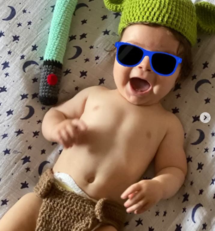 Junto con las fotos alimentando a su hijo y este sincero mensaje, la actriz explicó por qué quiso hablar sobre este tema de esa manera.
<br>