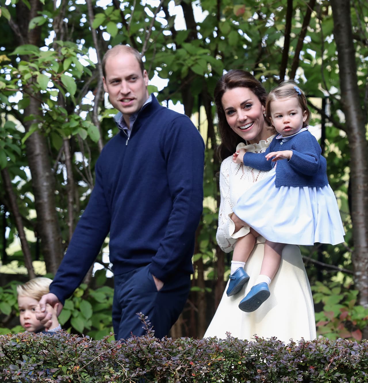 Kate y William con sus hijos en Canadá.