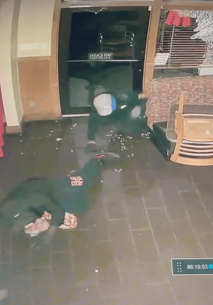 El Departamento de Policía de Houston confirmó que está investigando este robo tras recibir el reporte.
<br>