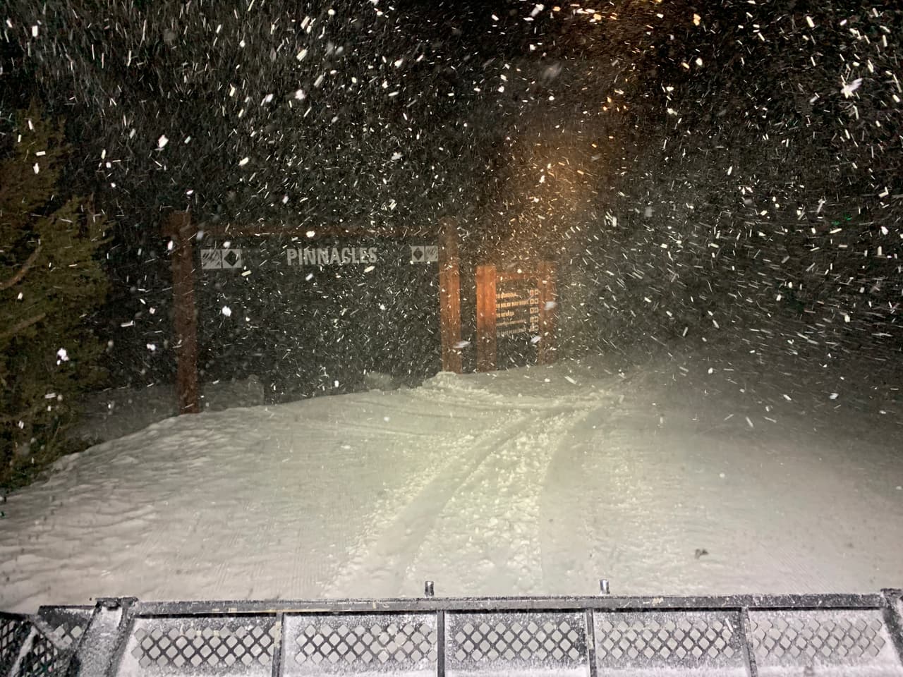 En esta imagen del resort Heavenly Ski Resort demuestra las condiciones del área durante el pasado jueves, 16 de mayo. Una postal atípica para la zona durante el mes de mayo.
<br>