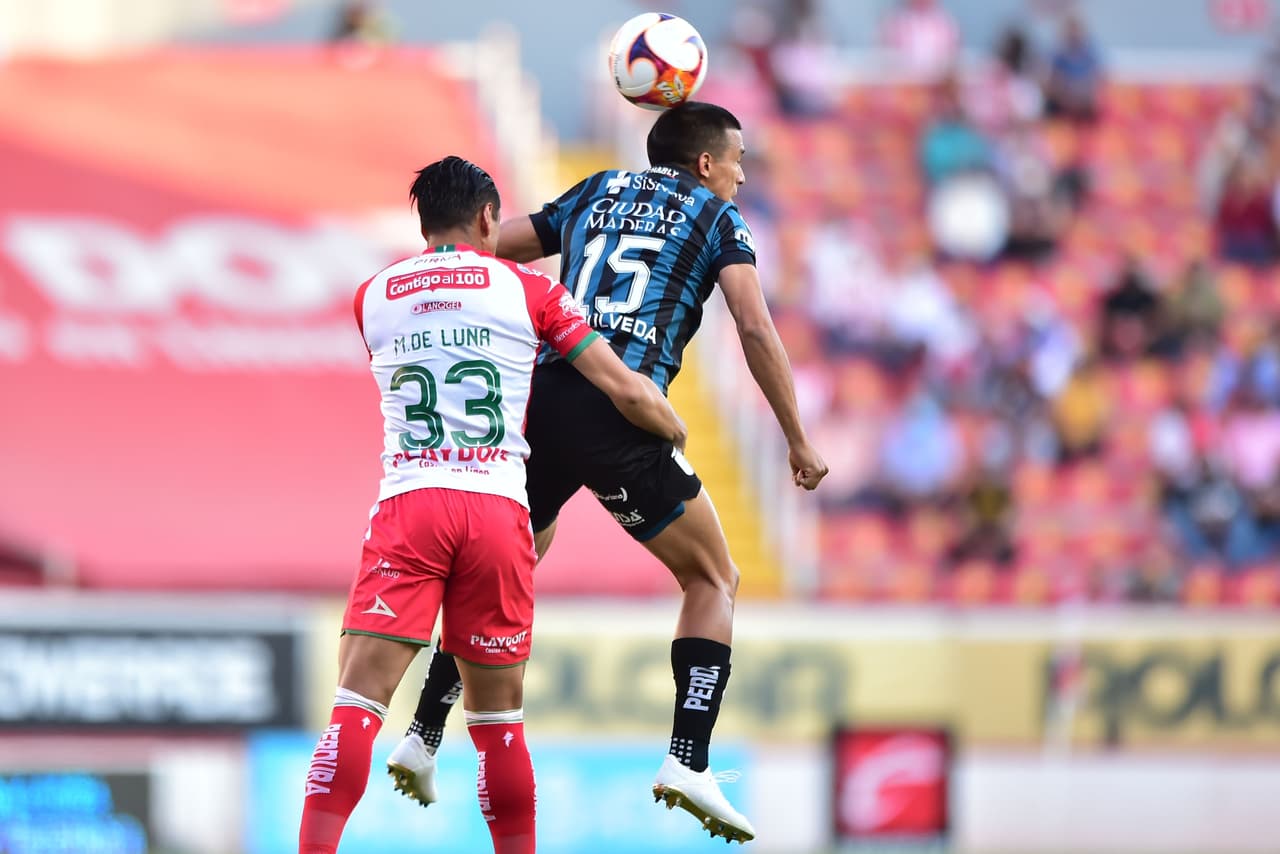 Necaxa y Querétaro no logran romper el 0-0 y se conforman con la división de puntos.