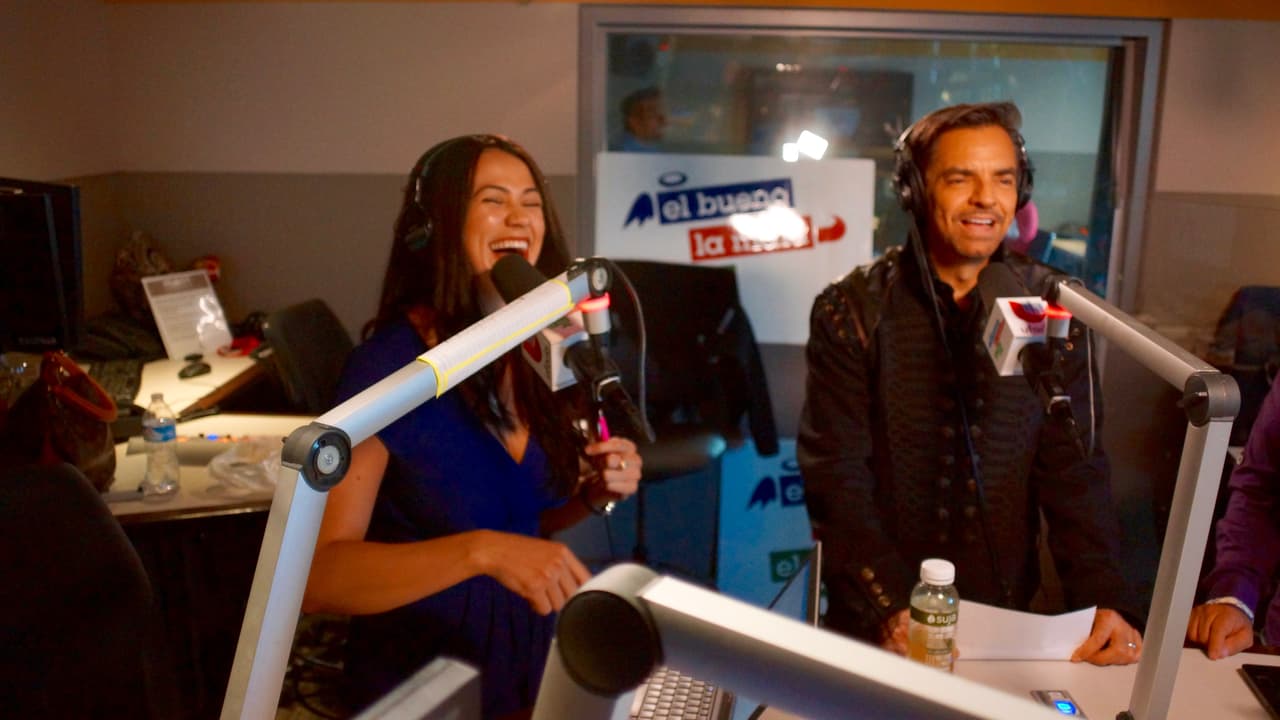 El mexicano Eugenio Derbez nos contó detalles acerca de su nueva película 'How to be a latin lover'.