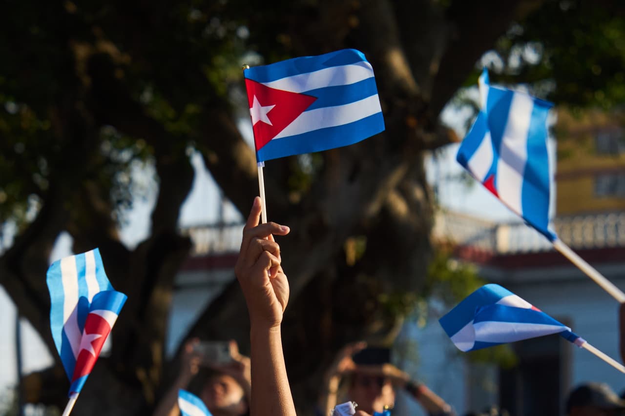 Día clave para el limbo migratorio cubano: La batalla jurídica en Miami que define el futuro de la Ley de Ajuste