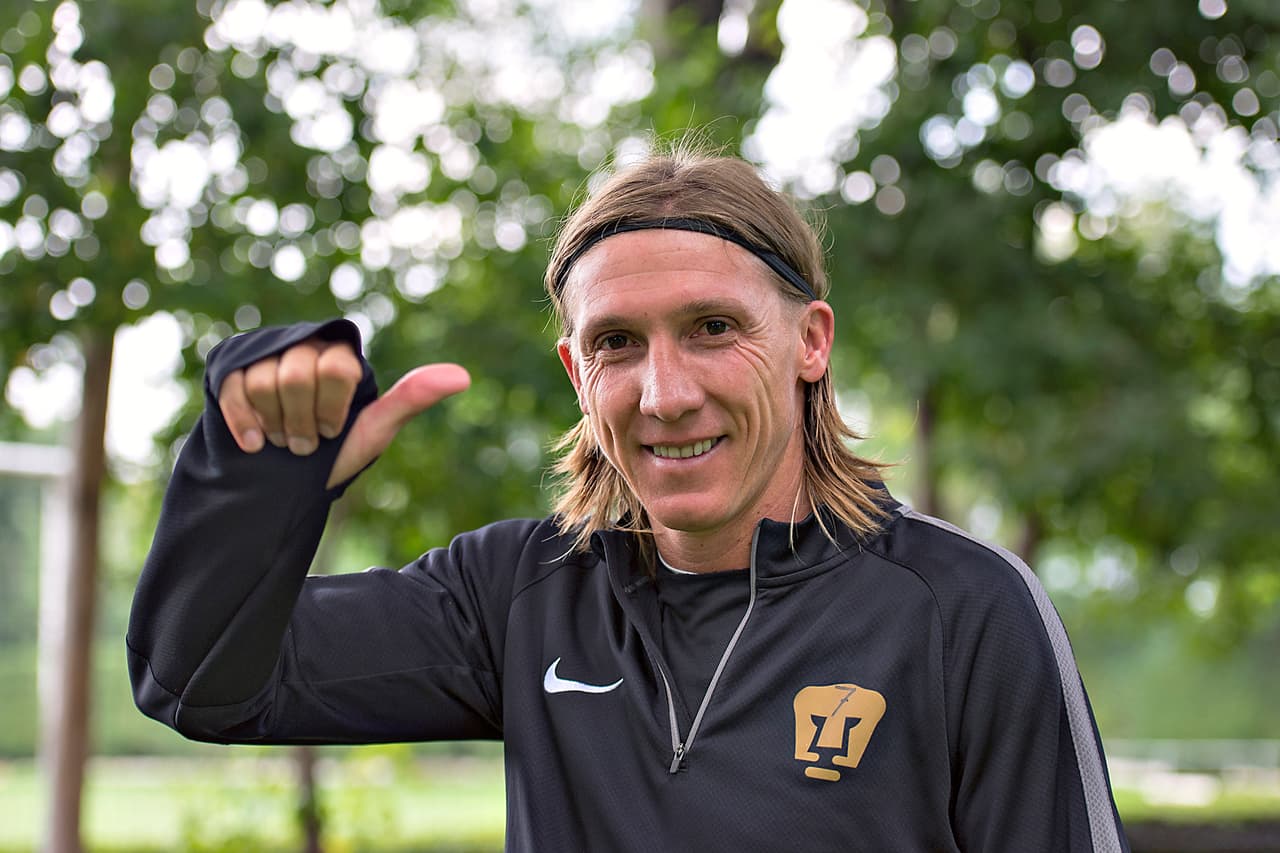 Leandro vuelve al primer equipo de Pumas como auxiliar de Memo Vázquez