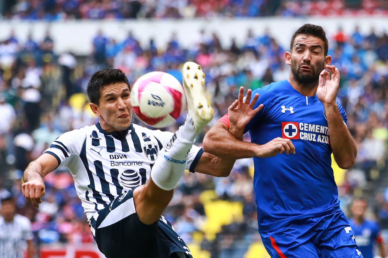 Chivas de Guadalajara: Jesús Molina (izquierda).