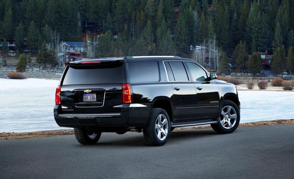 <u><b>Chevrolet Suburban 2015</b></u>
<br>Motor: V8 6.2 litros
<br>Potencia/Torque: 420 hp/460 lb-pie
<br>Precio original: $49,000 - $66,000
<br>Valor actual: $30,000
<br>
<br>