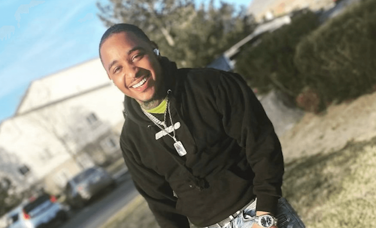 Se fue huyendo de la violencia armada en Filadelfia, regresó al funeral de un amigo y fue asesinado a tiros