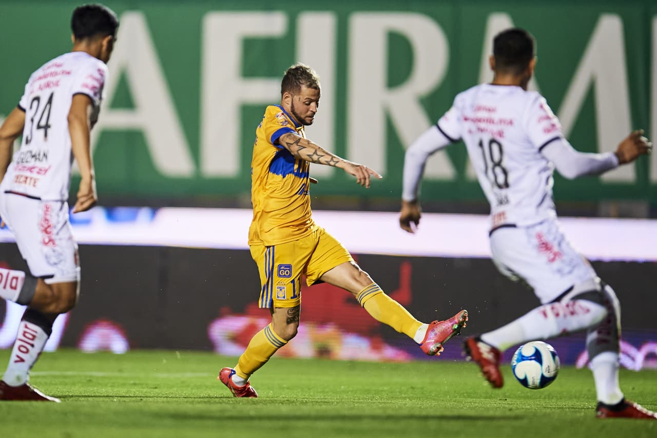 El doblete de Nico López y el gol de Luis Quiñones le dan los tres puntos a Tigres y se mantienen en la octava posición con 10 unidades.