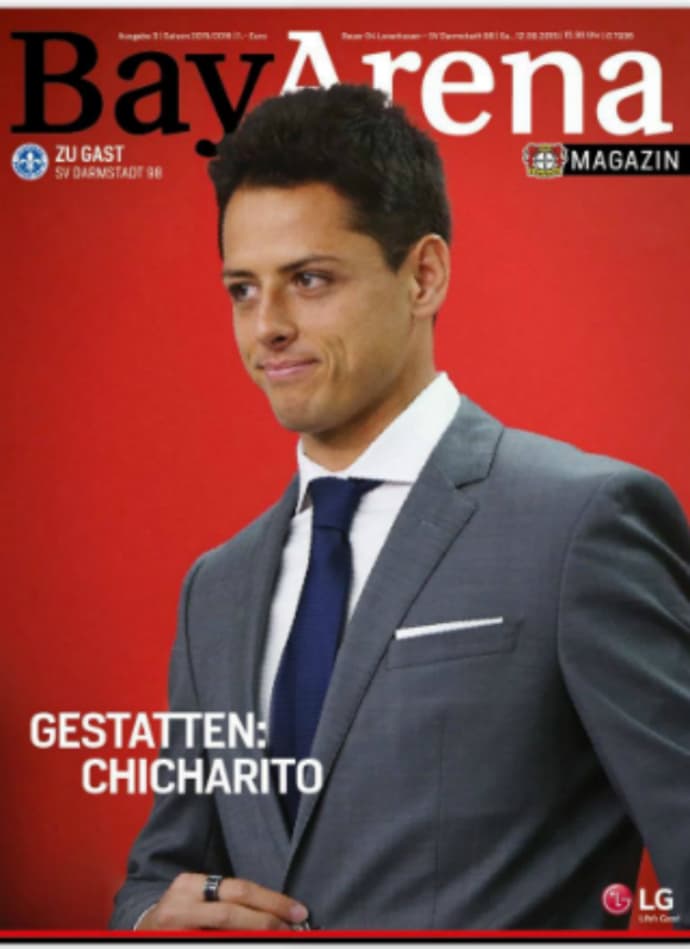 'Chicharito' en la portada de la revista del Bayer