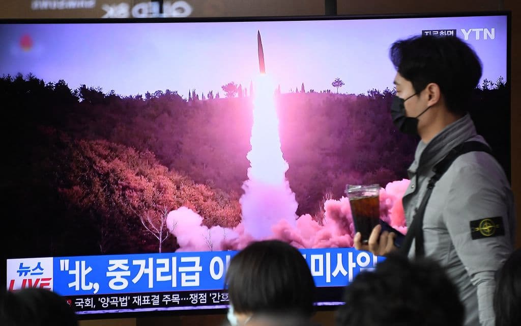 Corea del Norte realiza otro lanzamiento y esta vez podría tratarse de un "nuevo tipo" de misil balístico