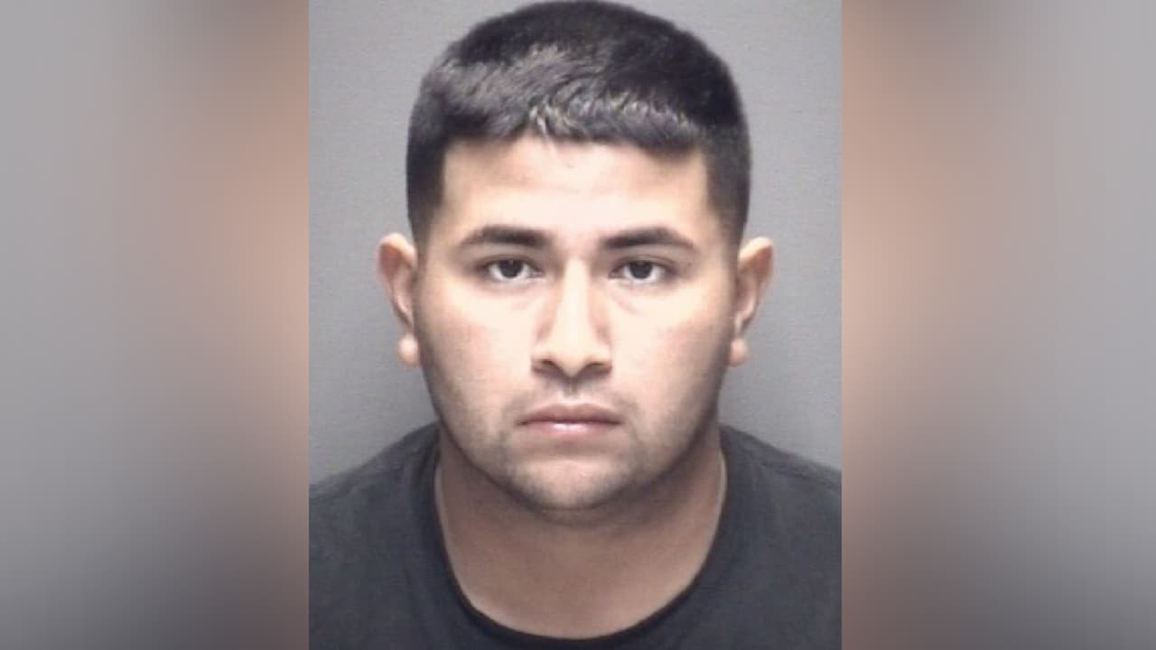 Luis Zuniga, 21 años.